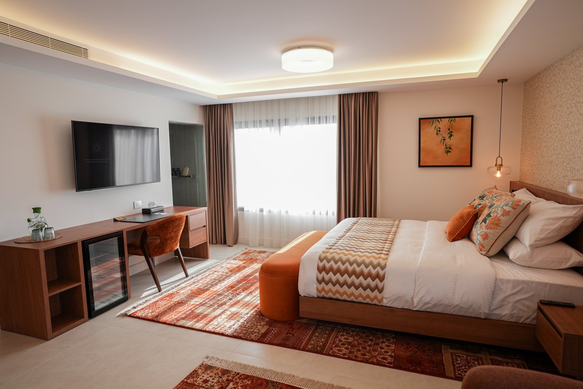 Room 4: Zanzoon Suite